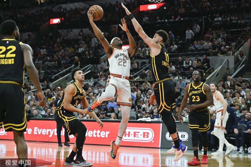 阵容中并未 阵容中并未