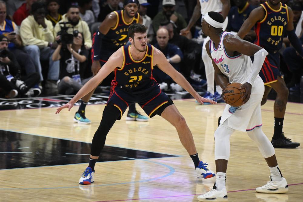 也迫使对手 也迫使对手