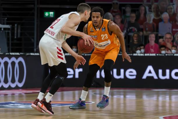 莱万的预测 莱万的预测